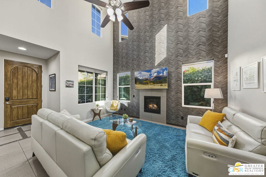 435 Tan Oak Drive, Palm Springs