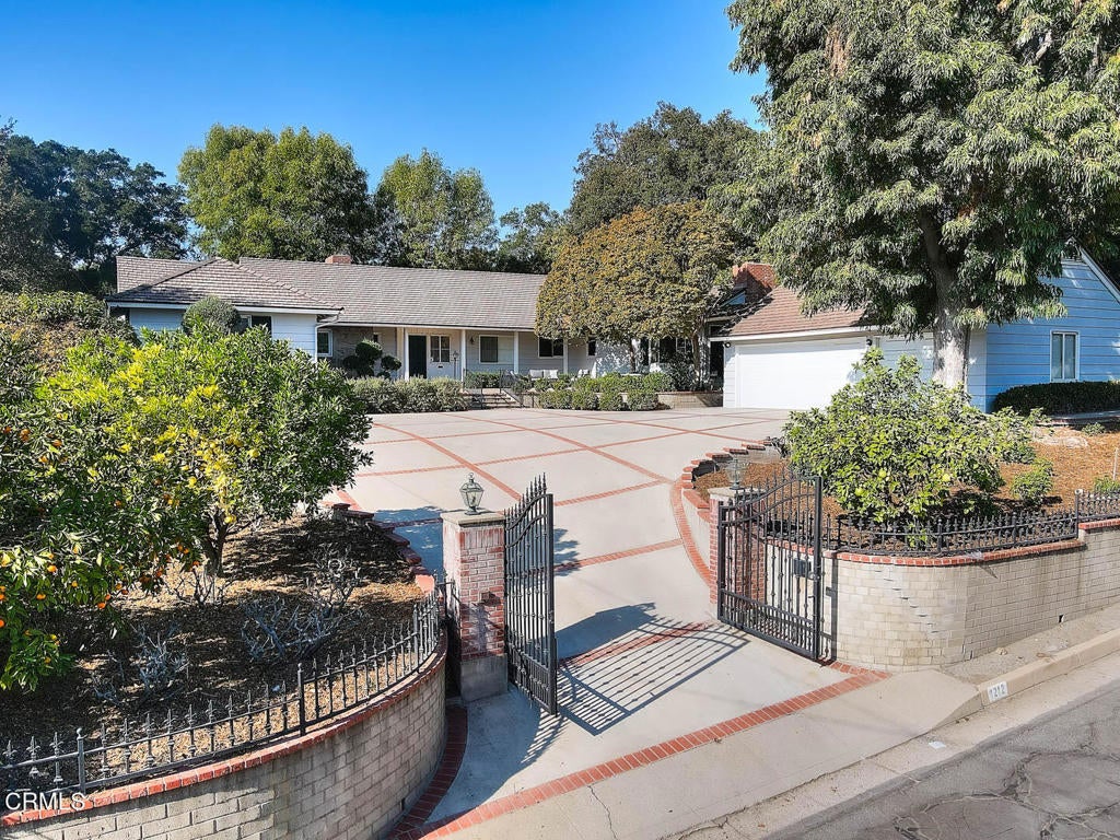 Photo of Listing #P1-24893