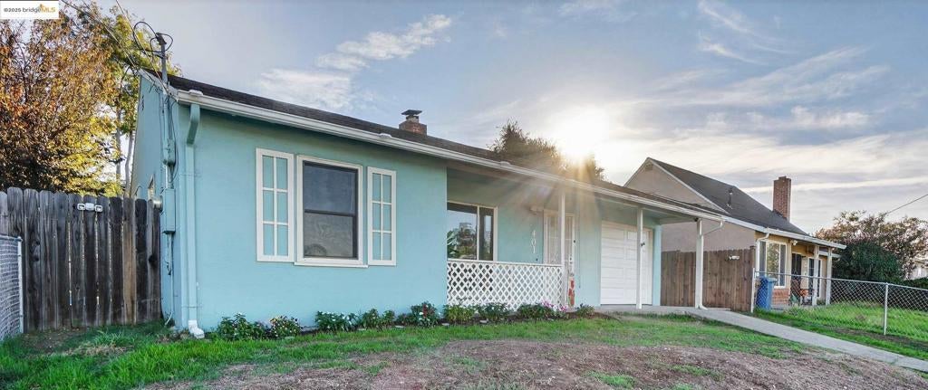 Photo of Listing #41117225