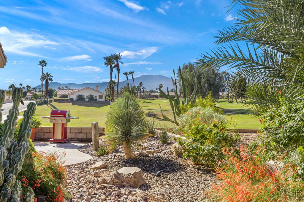 38801 Brandywine Avenue, Palm Desert