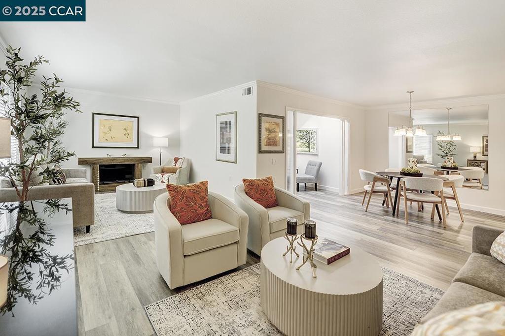 Photo of Listing #41117245