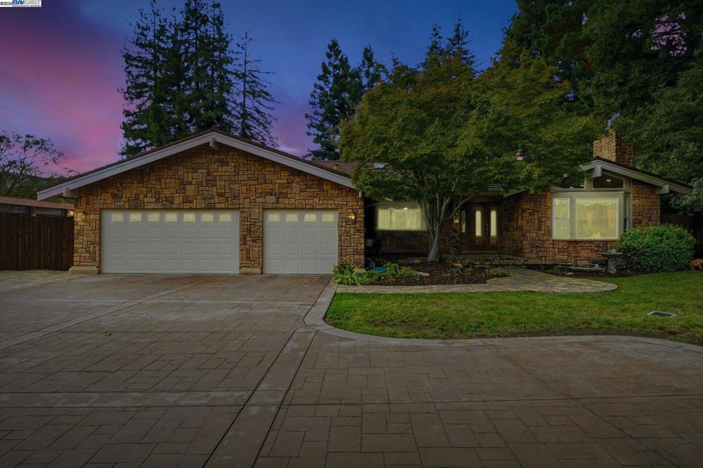 Photo of Listing #41117246