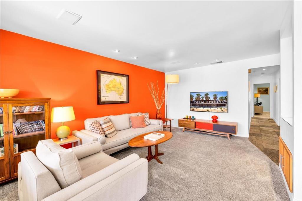 1870 N Mira Loma Way, Palm Springs