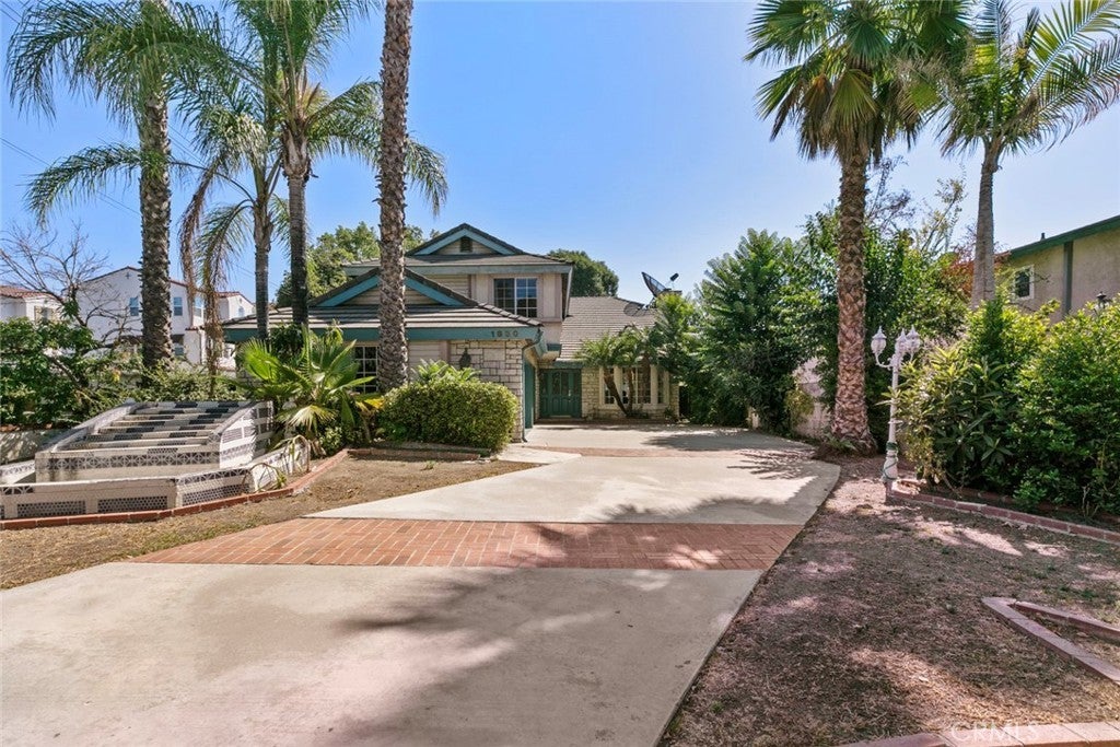 Photo of Listing #SR25259037