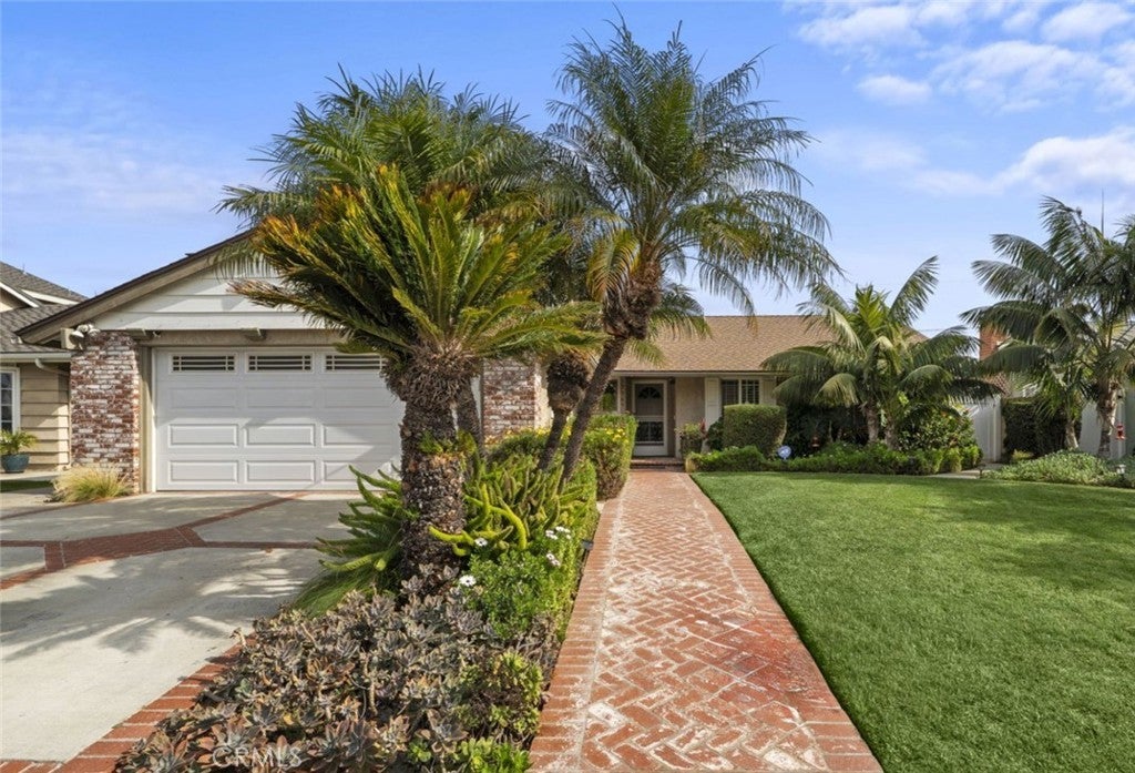 Photo of Listing #OC25252577