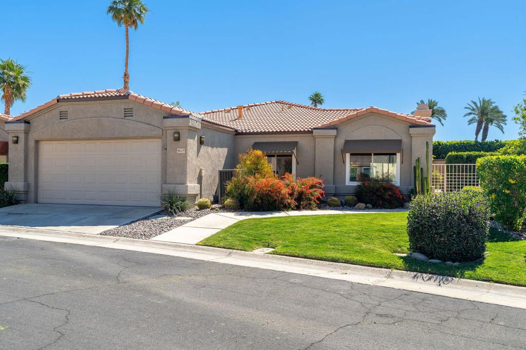 48119 Via Hermosa, La Quinta