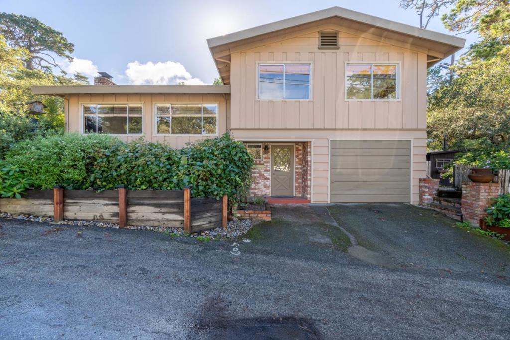 Photo of Listing #ML82027216