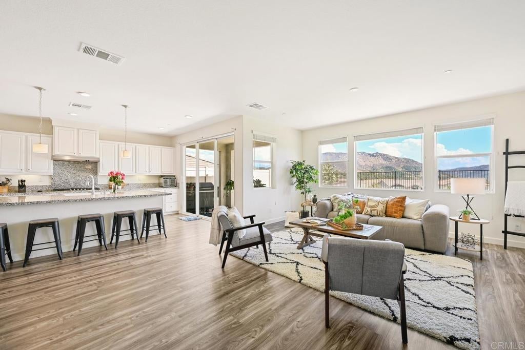 Photo of Listing #NDP2510808