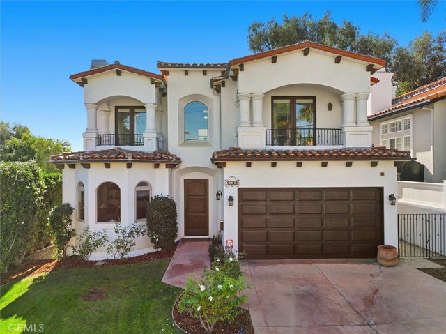 1740 Ruhland, Manhattan Beach.