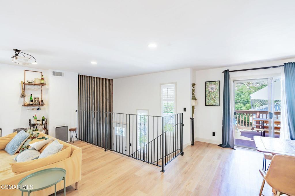 Photo of Listing #225005628