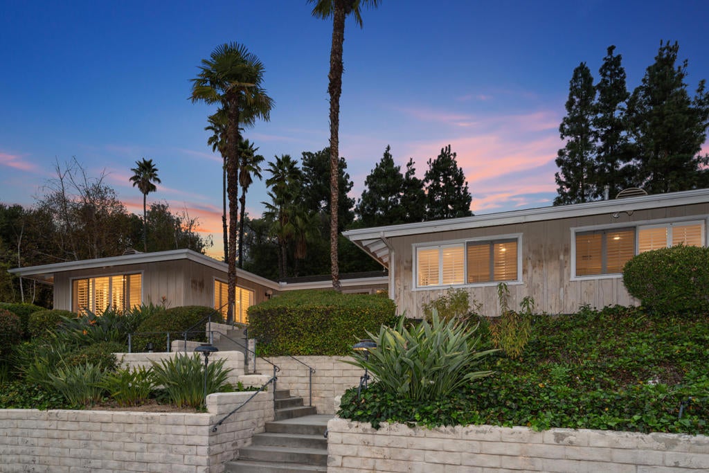 Photo of Listing #219138718DA