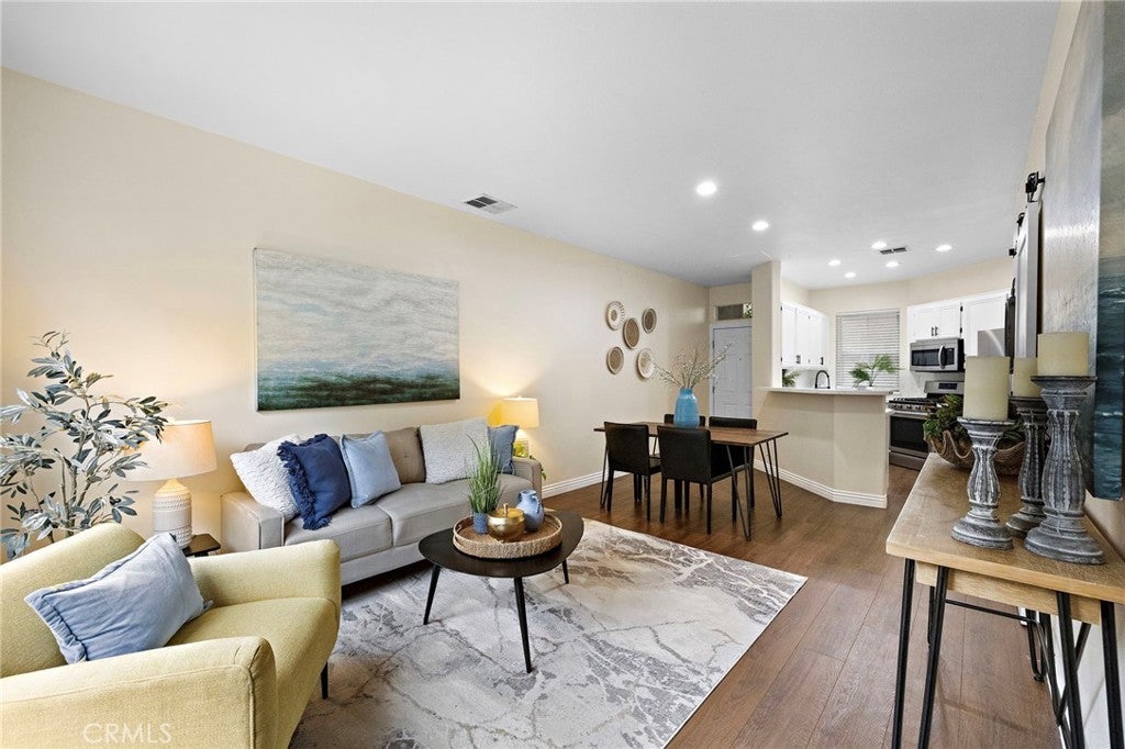 Photo of Listing #OC25259753