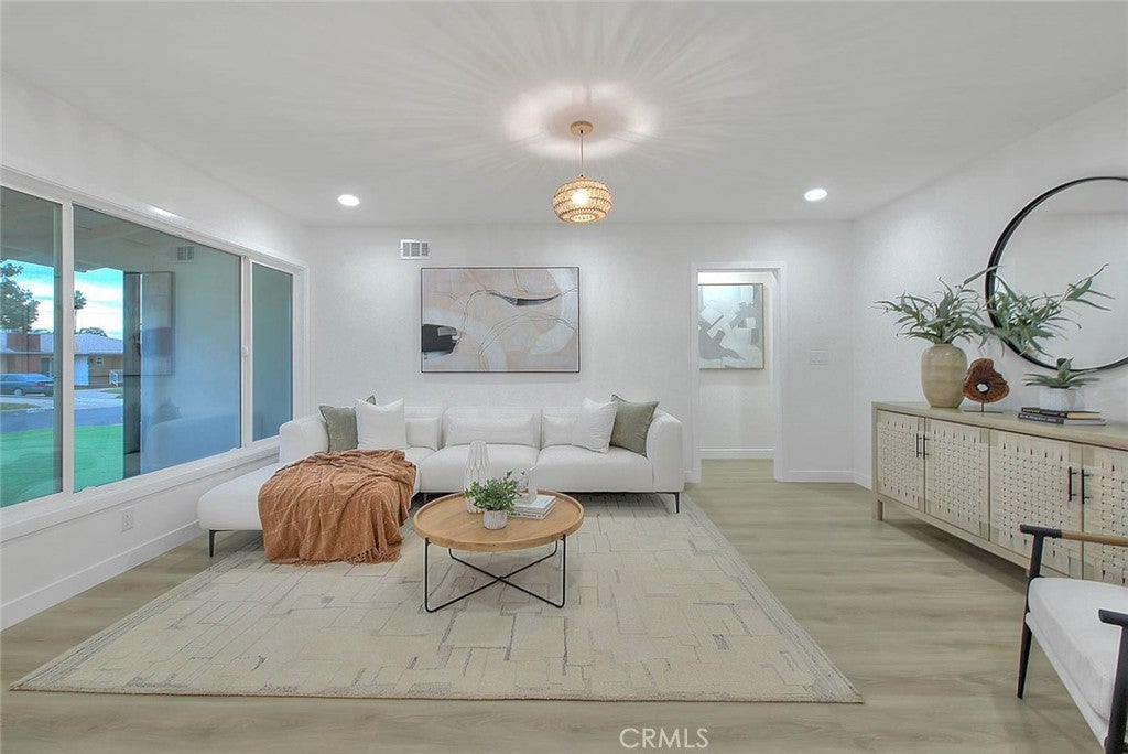 Photo of Listing #TR25260417