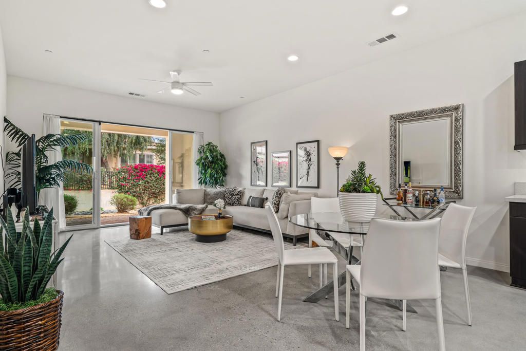 4018 Via Fragante # 2, Palm Desert