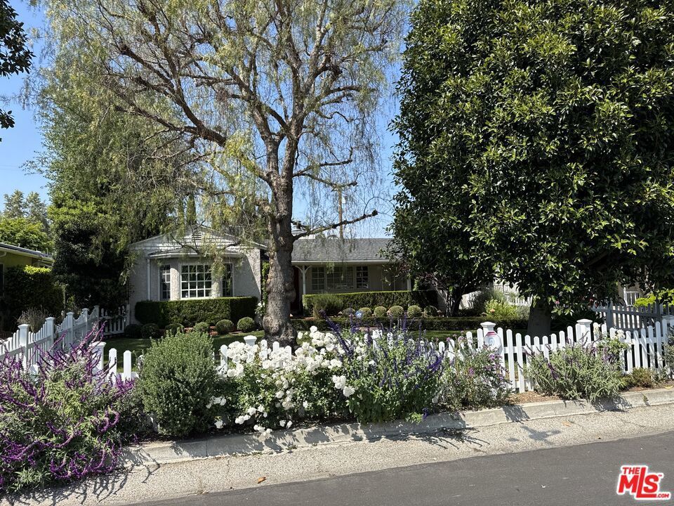 Photo of Listing #25619083