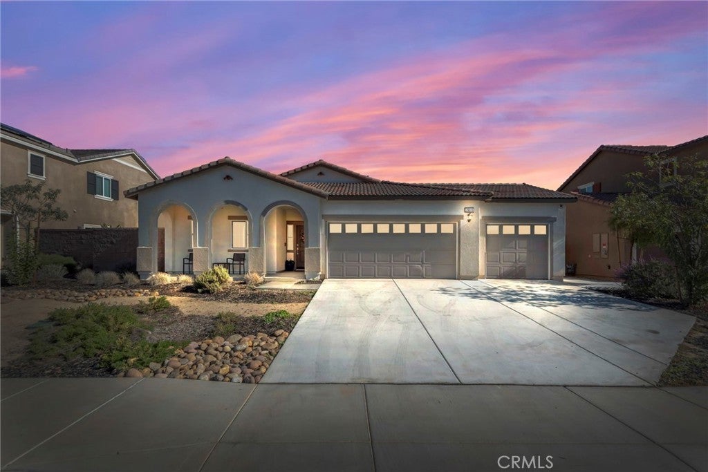 Photo of Listing #IV25259661