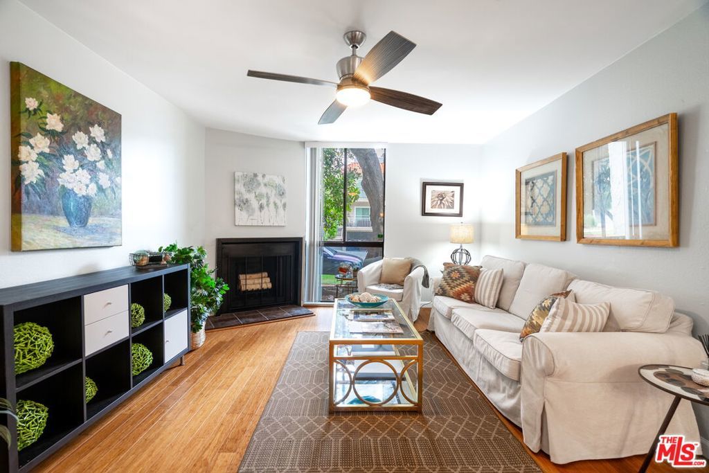 Photo of Listing #25619337