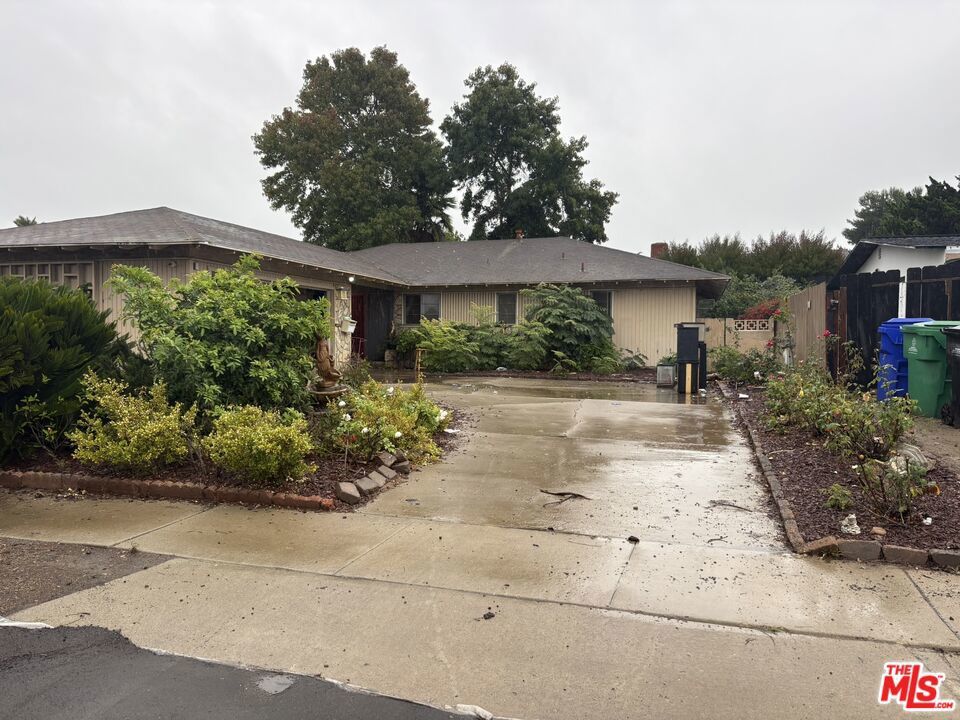 Photo of Listing #25619557