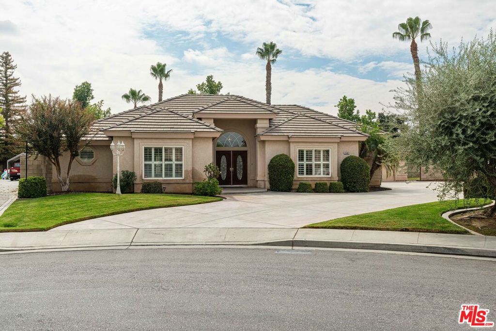 Photo of Listing #25619575