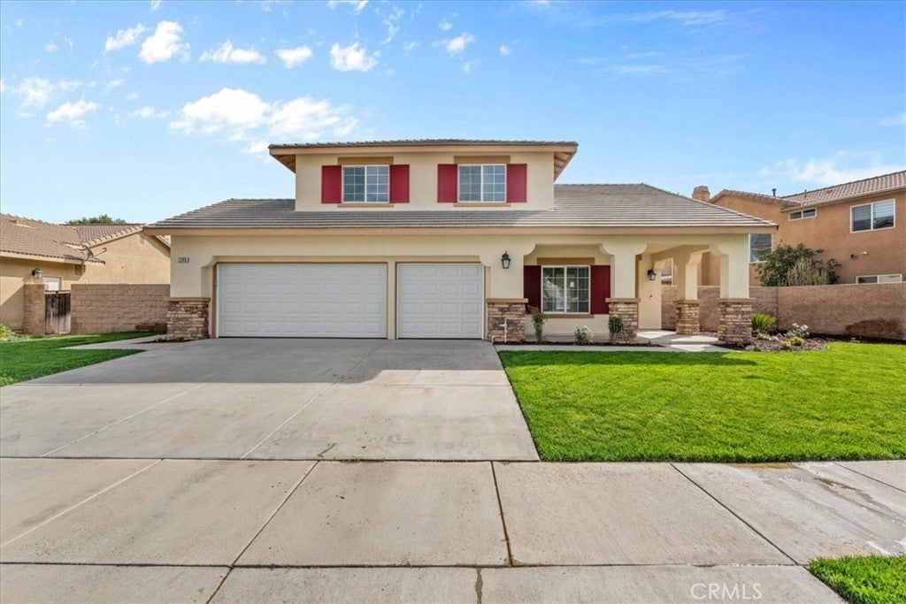 Photo of Listing #IV25261639