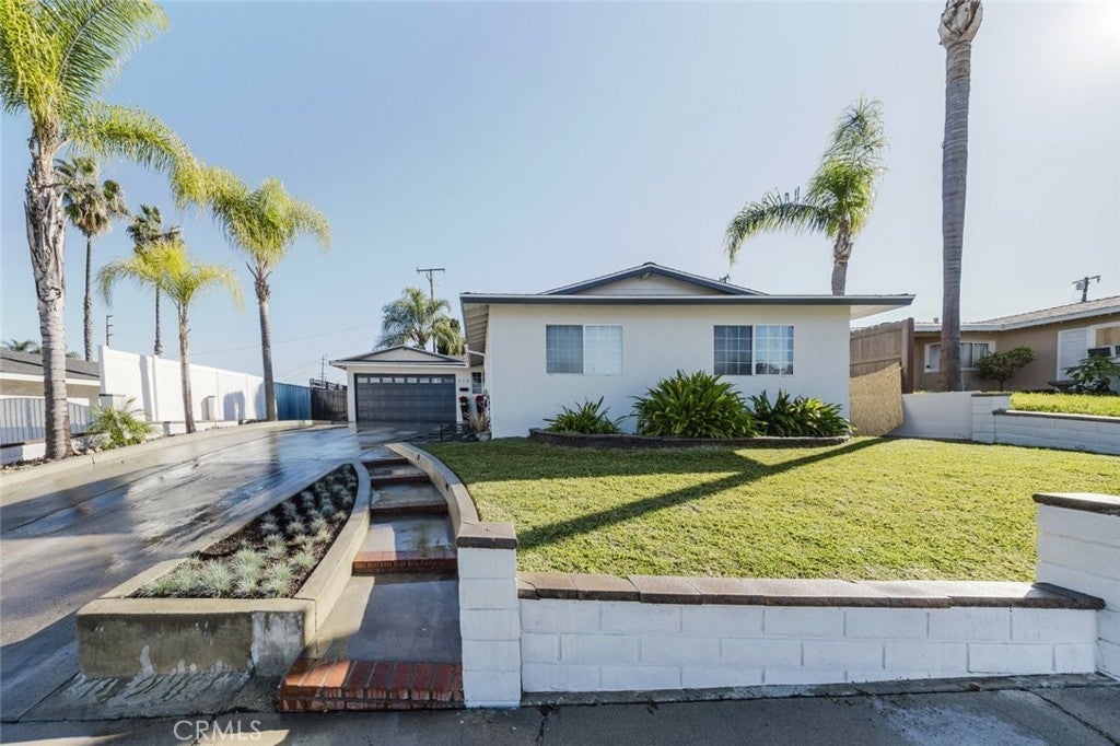 Photo of Listing #DW25259319