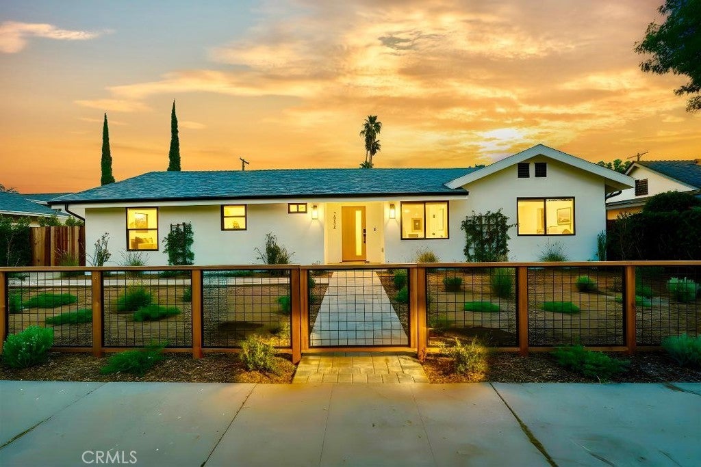 Photo of Listing #SR25261962