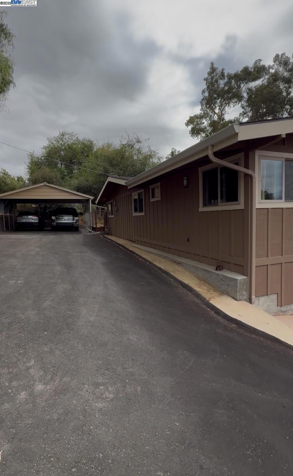 Photo of Listing #41117703