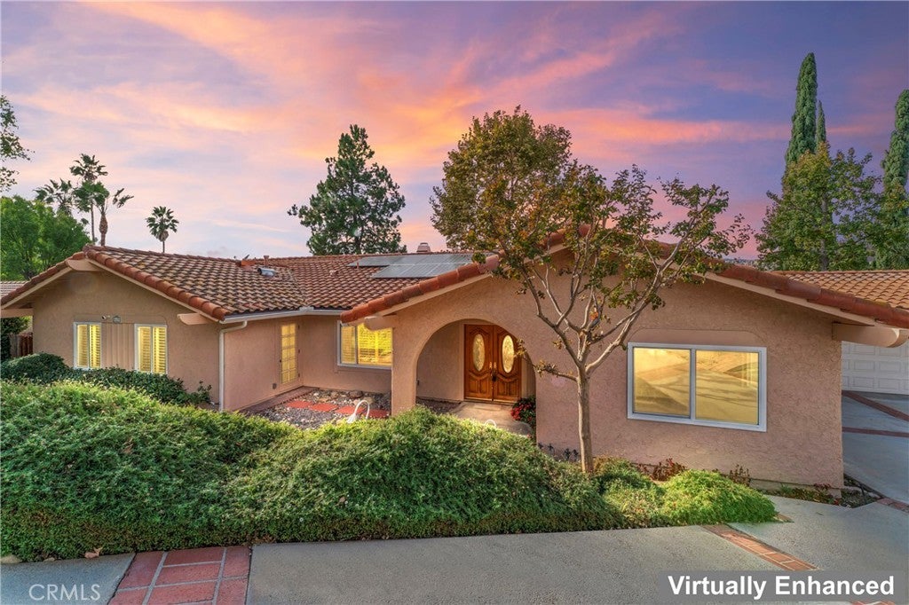 Photo of Listing #SR25258795