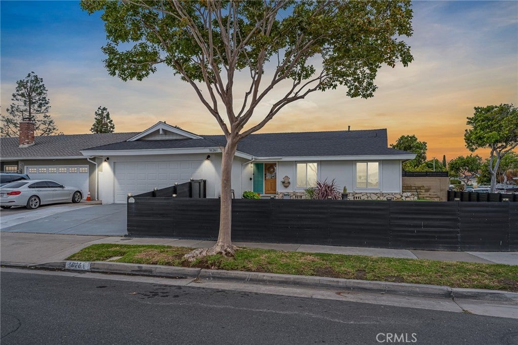 Photo of Listing #SR25262463