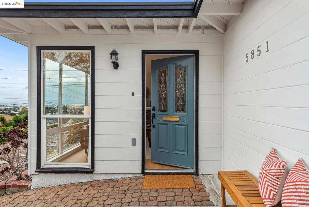 Photo of Listing #41117837