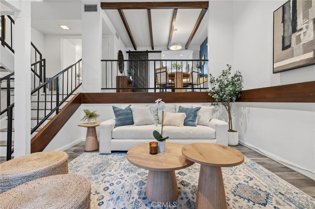 Photo of Listing #BB25263035