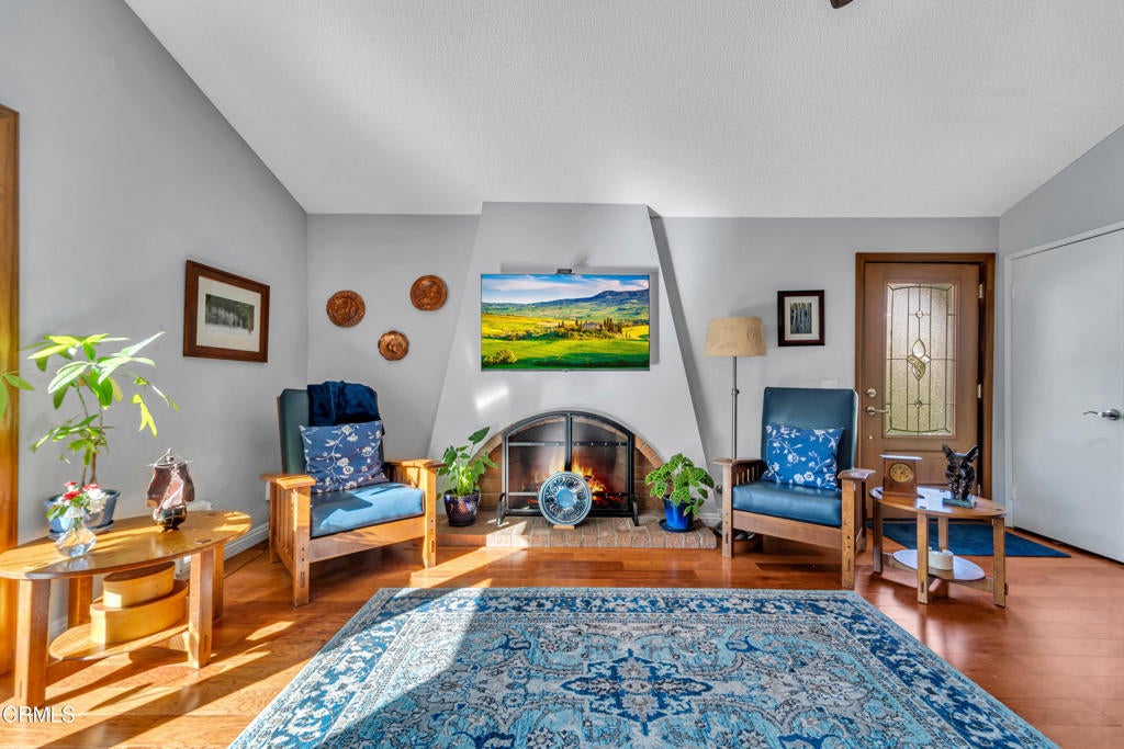 Photo of Listing #V1-33491