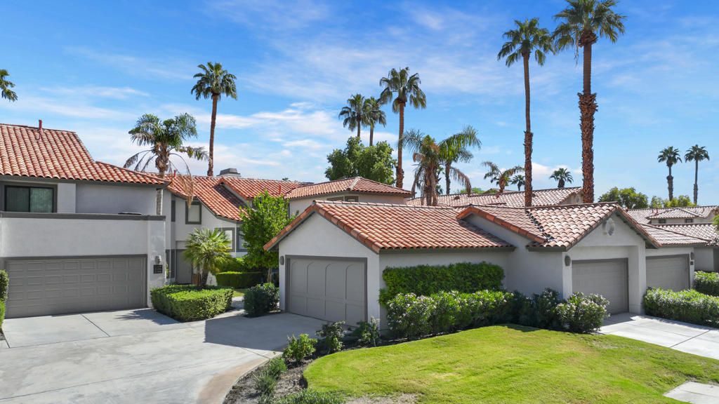 55456 Firestone, La Quinta