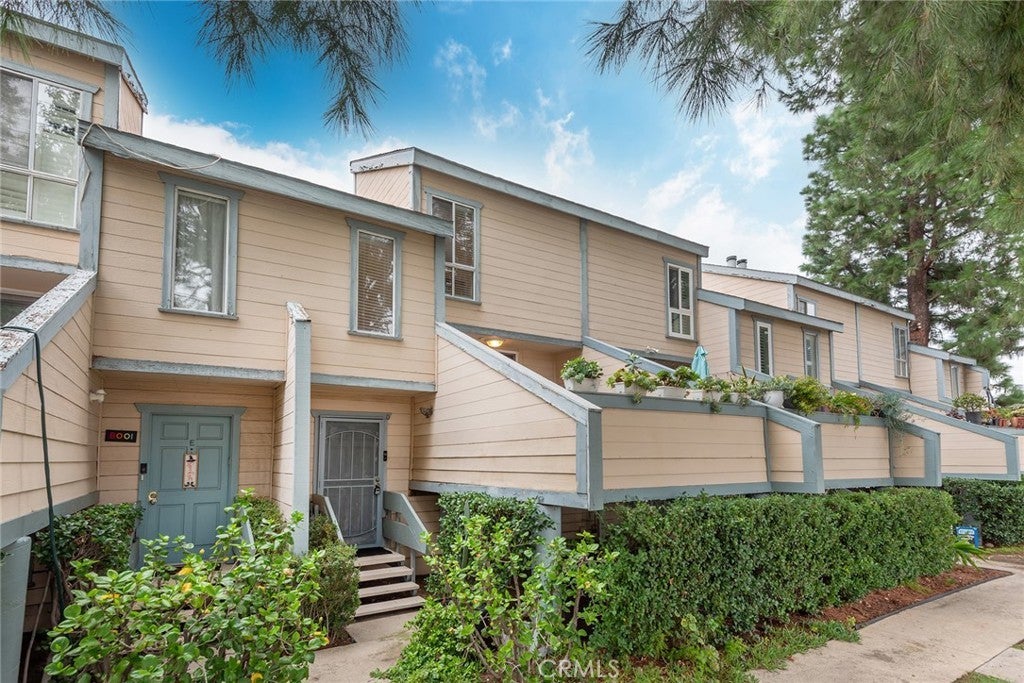 Photo of Listing #SR25262856