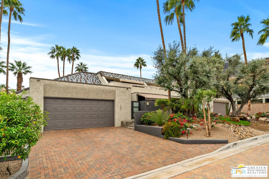 2683 W La Condesa Drive, Palm Springs
