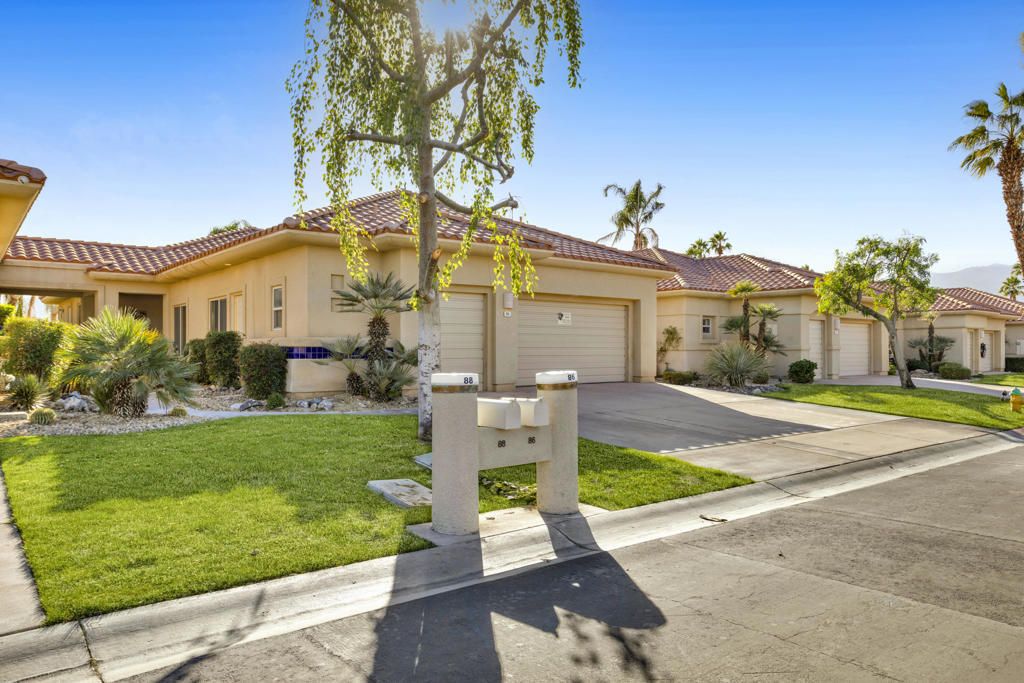 86 N Kavenish Drive, Rancho Mirage