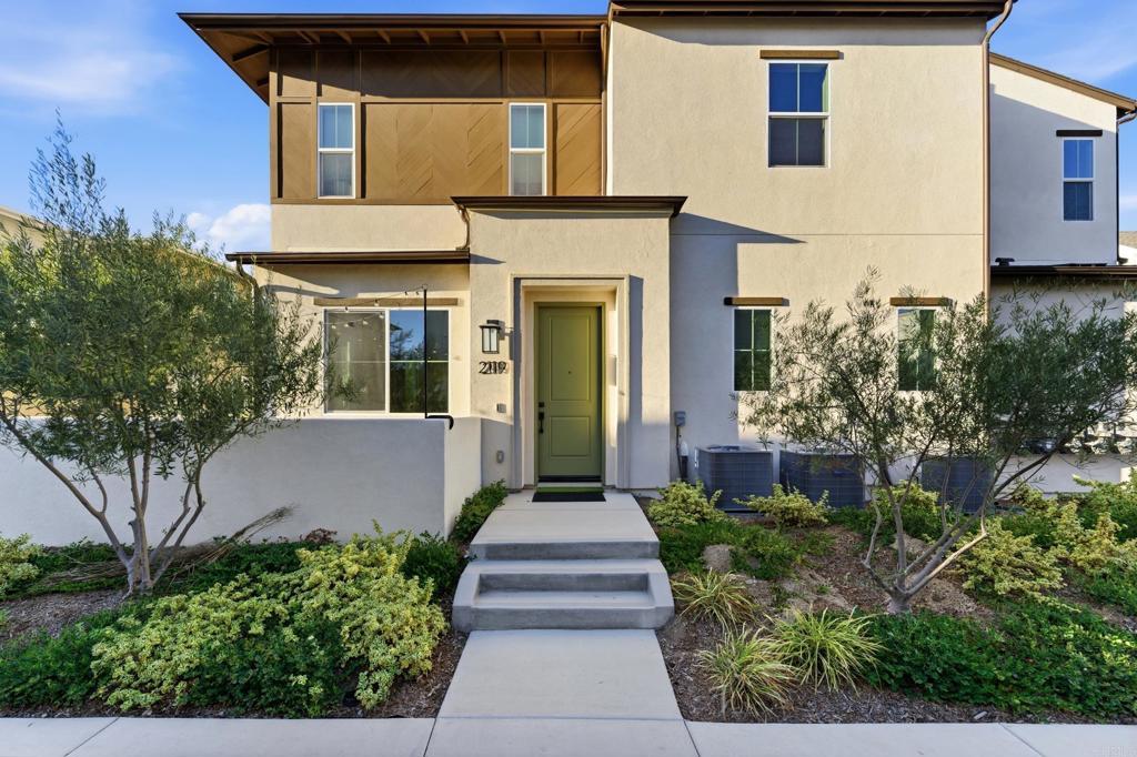 Photo of Listing #PTP2508792