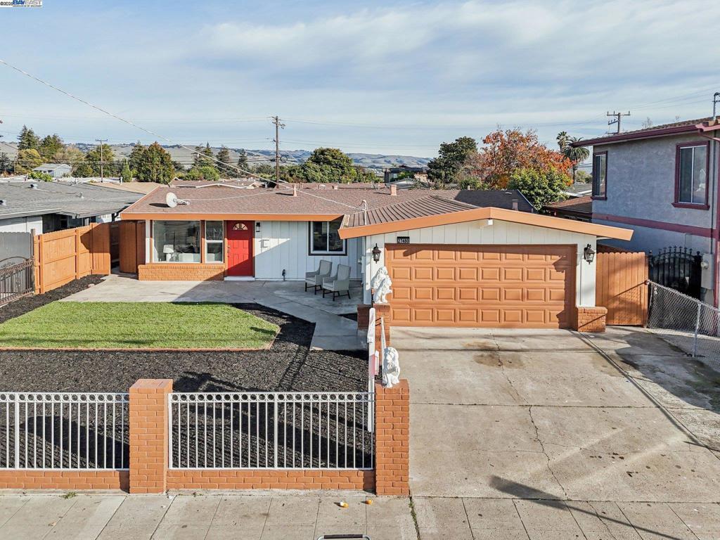 Photo of Listing #41118237