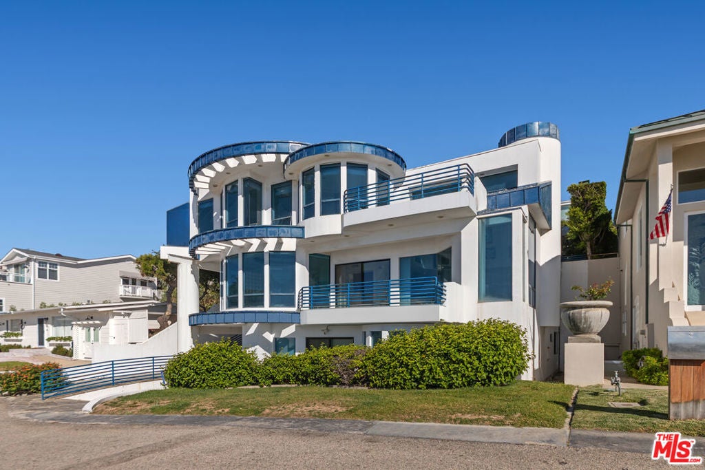 Photo of Listing #25623077