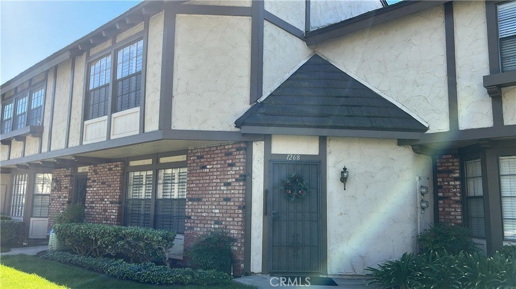 Photo of Listing #OC25266140