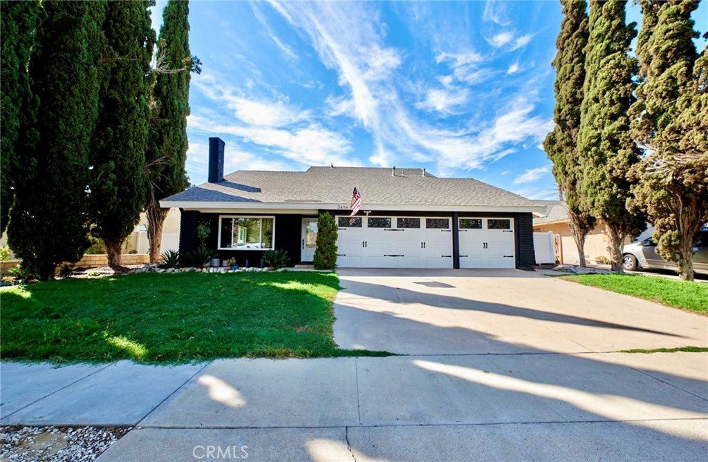 Photo of Listing #CV25267435