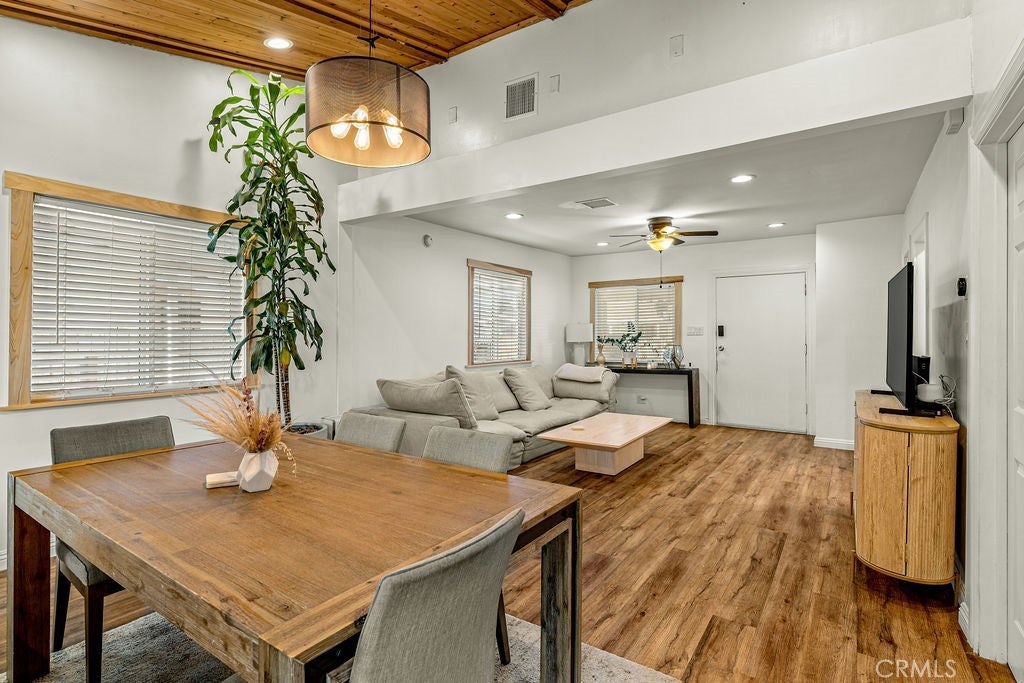 Photo of Listing #SB25267453