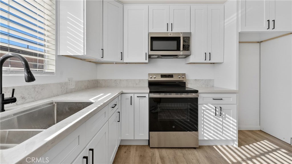 Photo of Listing #IV25267543