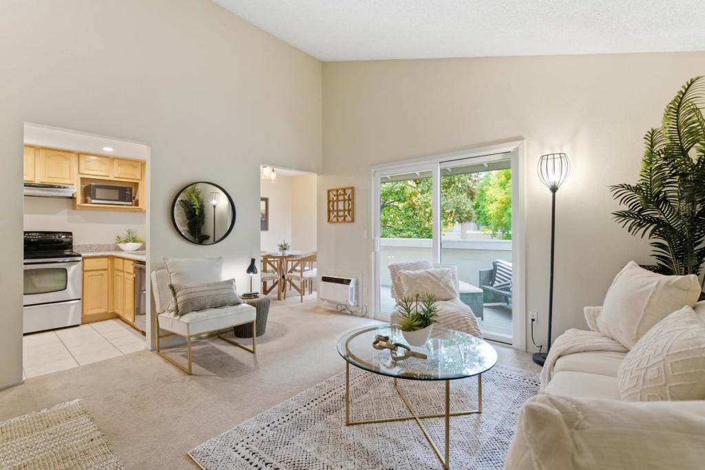 Photo of Listing #ML82028105