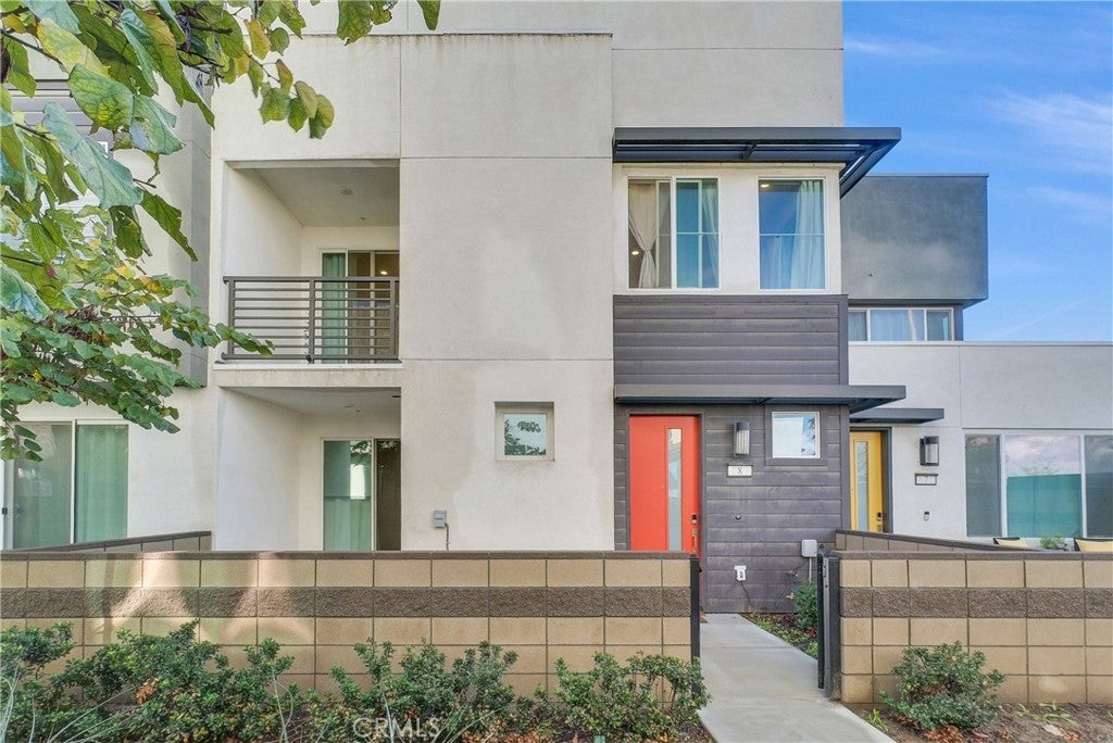 Photo of Listing #TR25262095