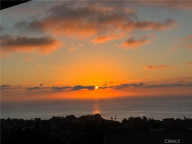 2560 Via Sanchez, Palos Verdes Estates.