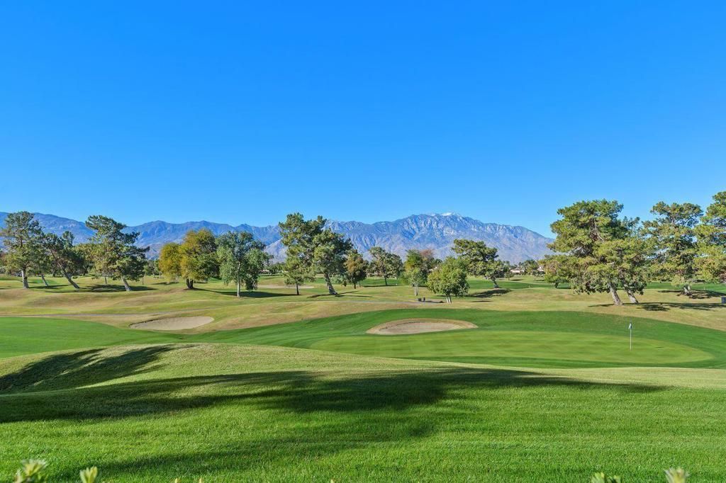 32 Colonial Drive, Rancho Mirage