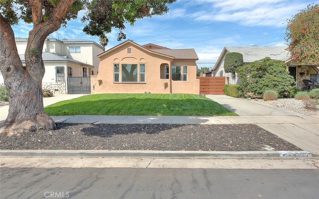 Photo of Listing #DW25267056