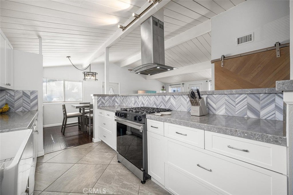 Photo of Listing #OC25267738