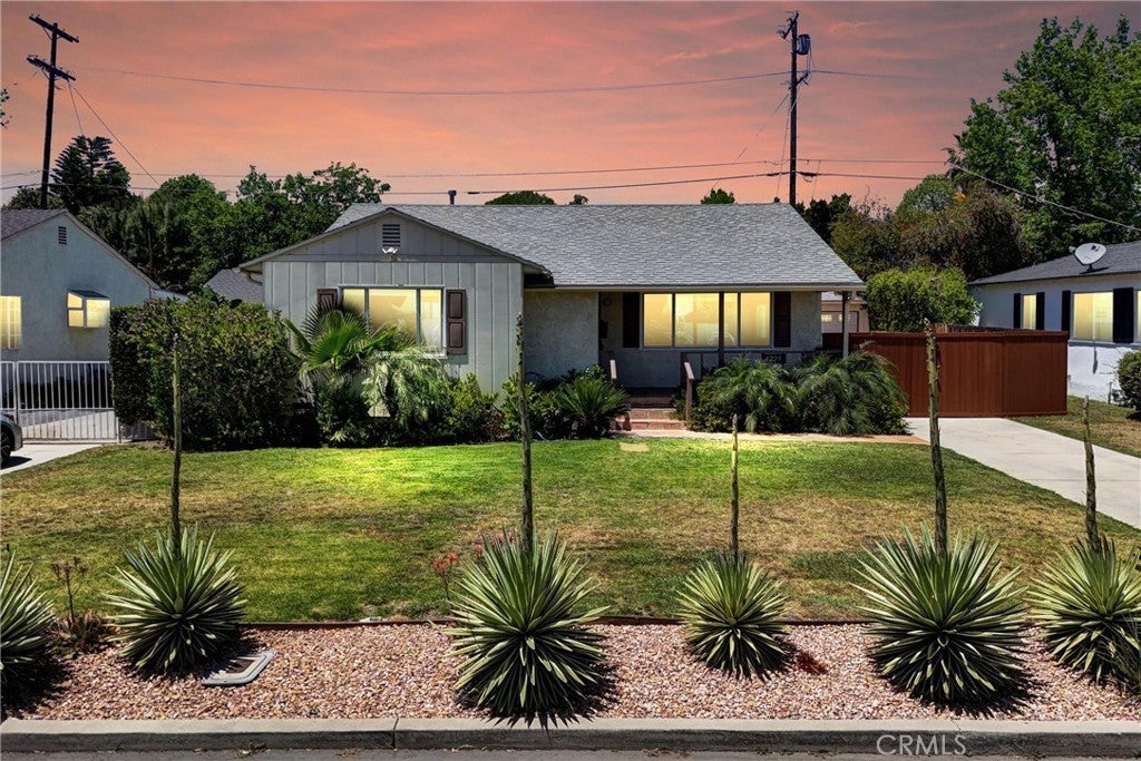 Photo of Listing #SR25269270